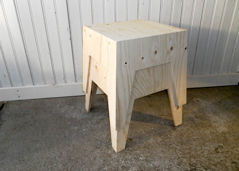 Der Stapelhocker | schaffhauser säge